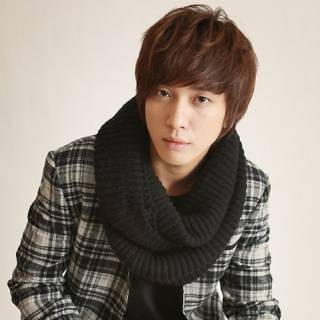 Jung Yong Hwa (CNBLUE)