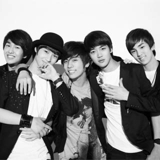 SHINee