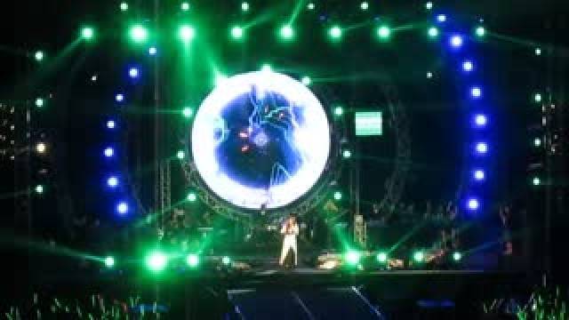 Em Phải Làm Sao - Vì Mình Còn Yêu (Liveshow Hearbeat 2014)