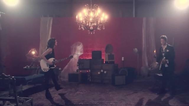 Hanging On A Lie (Engsub)