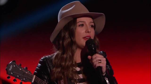 Lips Are Movin  - Lyndsey Elm (The Voice US SS9 - Ep 3)