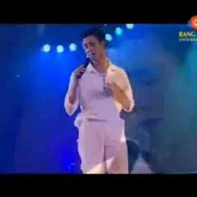 Một người đi một người quên