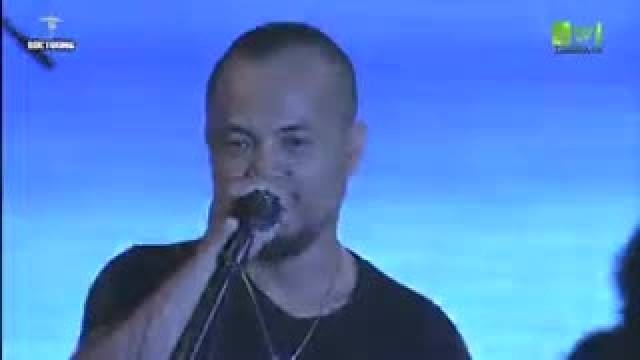 Nam châm (Live Show Nhiệt)