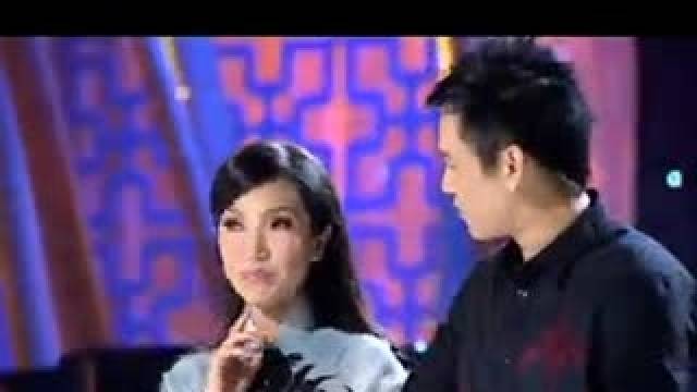 Tát nước đầu đình