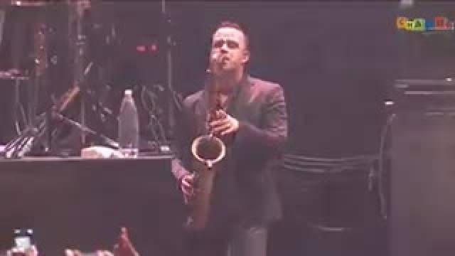 Move Shake Drop (Live At Carnival 2012 - Brazil)