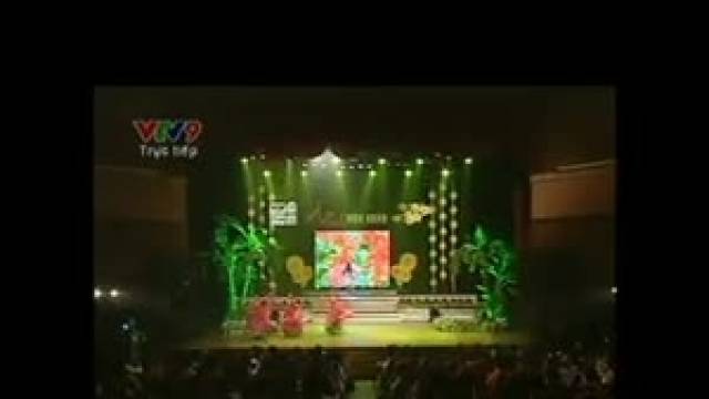 Hân Hoan Năm Mới  (Liveshow Ấm Tình Mùa Xuân 2013 )