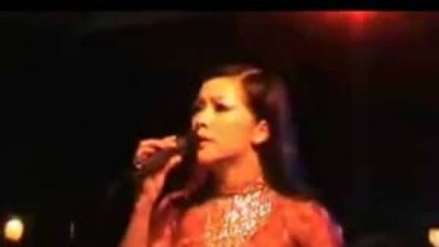 Đường Xưa Lối Cũ ( Live 2011 )