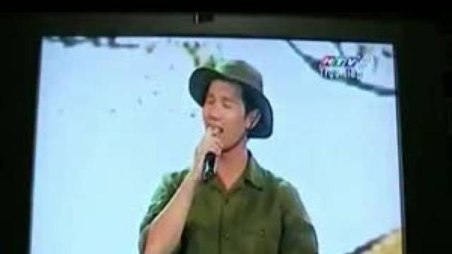 Hãy Yên Lòng Mẹ Ơi (Live)