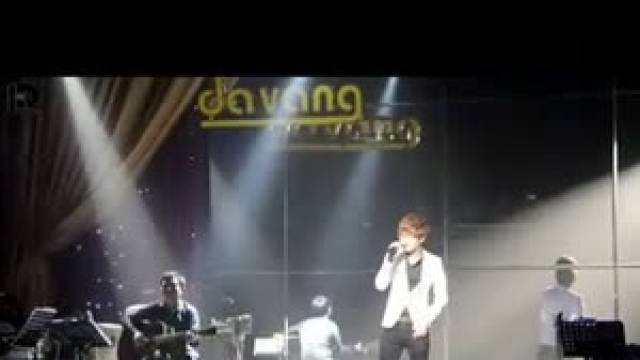 Nơi Tình Yêu Bắt Đầu (Live Phòng Trà Da Vàng)