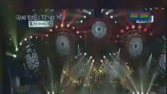 Không Yêu Xin Đừng Nói Lời Cay Đắng (Live)