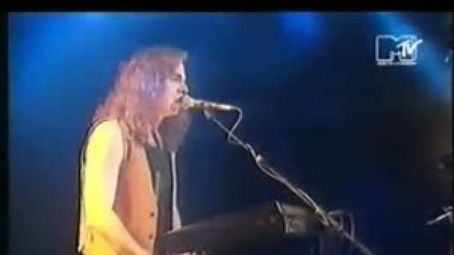 Crylin' ( Live MTV )