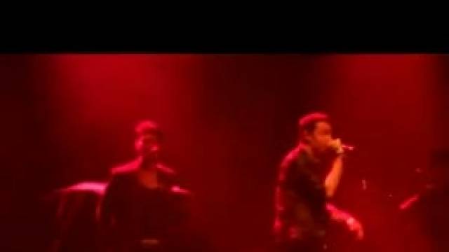 Let's Me Down Easy ( Live Metropolis 2011 )