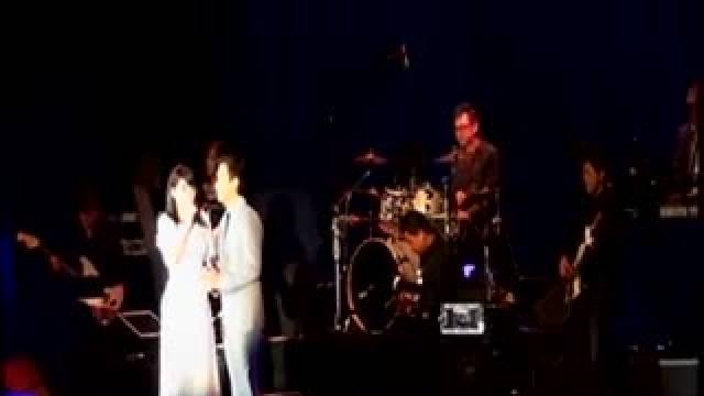 Căn Nhà Màu Trắng (Live)