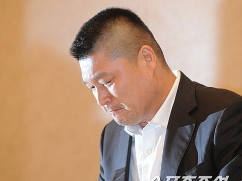 Kang Ho Dong muối mặt vì scandal trốn thuế