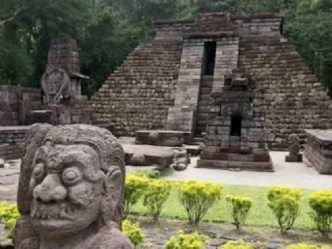 Bí ẩn kim tự tháp cổ đại bằng đá ở Indonesia