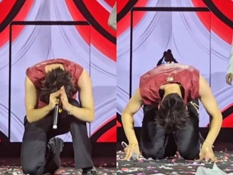 Dương Domic đang diễn bỗng quỳ gối "lạy" fan trên sân khấu