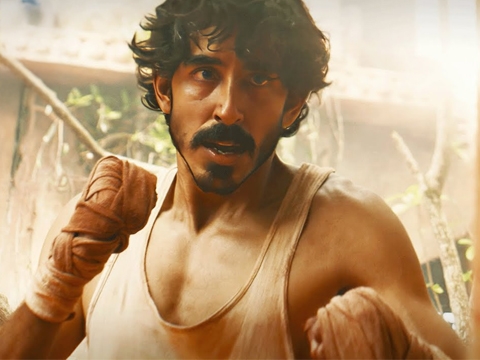 Review phim Monkey Man: Anh chàng khu ổ chuột khổ luyện võ thuật báo thù cho Mẹ