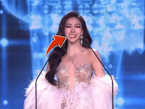 Hoa hậu rơi răng giả trên sóng trực tiếp Miss Grand Thái Lan 