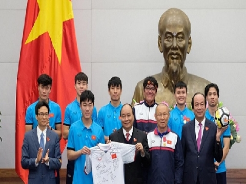 U23 Việt Nam được chào đón nồng nhiệt tại trụ sở Chính phủ