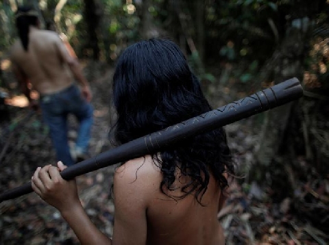 Thổ dân Brazil thề bảo vệ rừng Amazon &#039;tới giọt máu cuối cùng&#039;