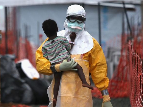 Ebola nỗi khiếp sợ của dân nghèo châu Phi và HIV - AIDS căn bệnh chưa tìm ra hồi kết